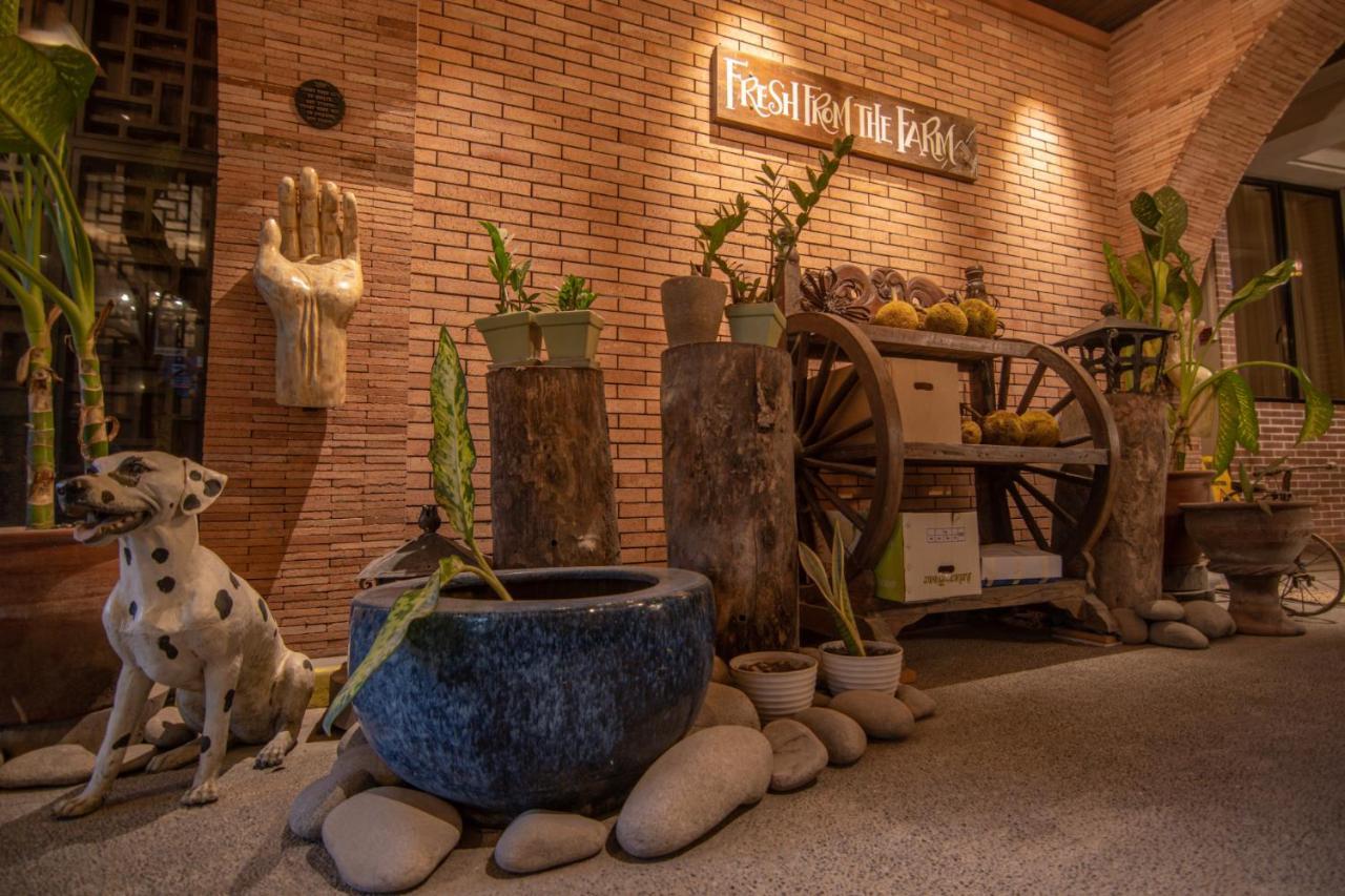 Gwandalan House Hotel Dipolog Kültér fotó