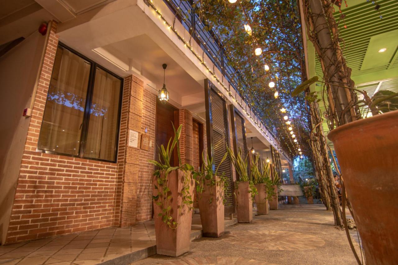 Gwandalan House Hotel Dipolog Kültér fotó